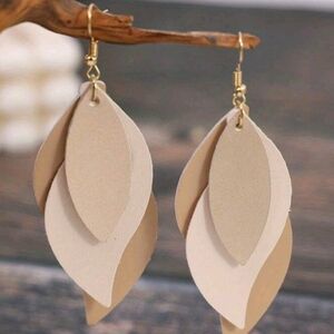 NWT Vintage 3 Layers Leaf  Design Leather Pu Design